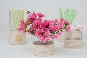 Dollar Store Vase Makeover