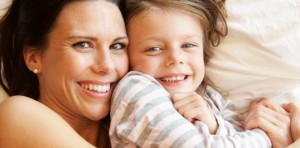 5 Quick Ways Moms Can Look Less Tired