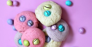 Easy Easter M&M Sugar Cookies