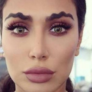 Wavy Eyebrows