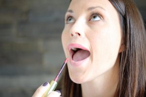 How To Put On LipSense