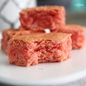 Easy Strawberry Brownies recipe with just 3 ingredients! Such a great dessert.