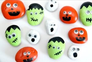 Frankenstein 14 Painted Halloween Rocks
