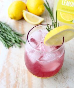 17 Cocktail Recipes With Only 3 Ingredients