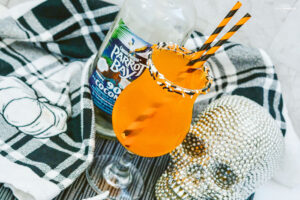 Halloween Drinks - 3 ingredient orange Halloween punch cocktail