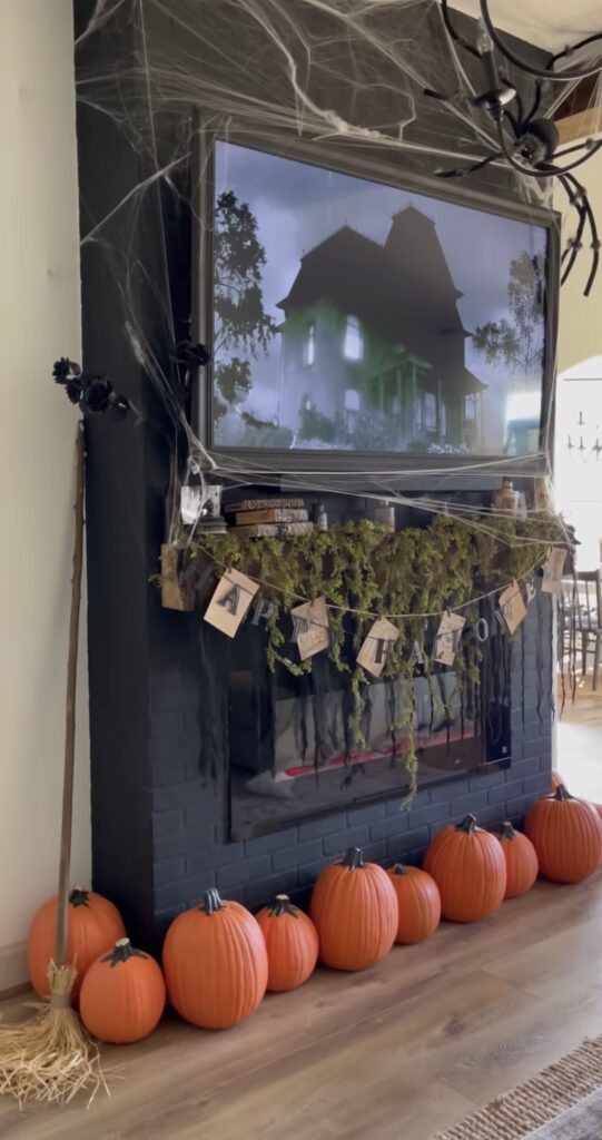 Creepy Moss Halloween Mantle Decor
