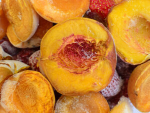 How to Freeze Peaches